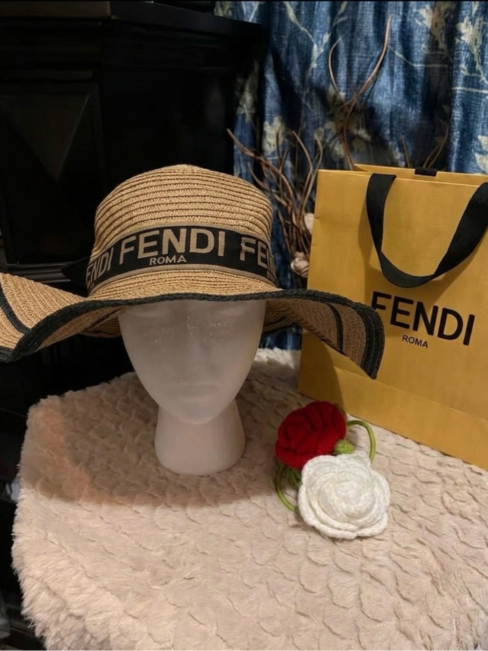 nwt Wide-Brim Sun Hat